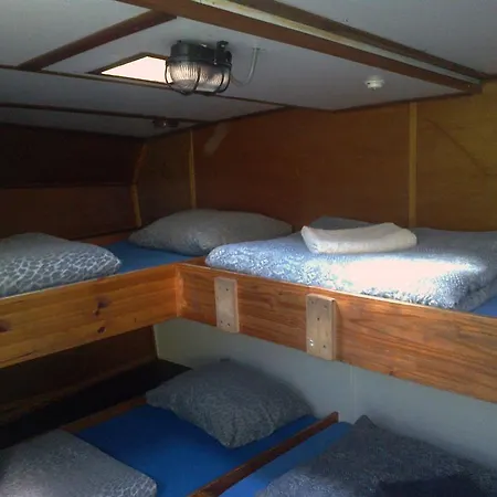Ms Vertigo Bed & Breakfast