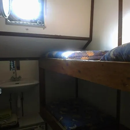 Ms Vertigo Bed & Breakfast